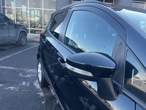 Used 2021 Ford EcoSport SE image 6