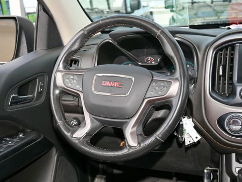 Used 2022 GMC Canyon AT4 image 20