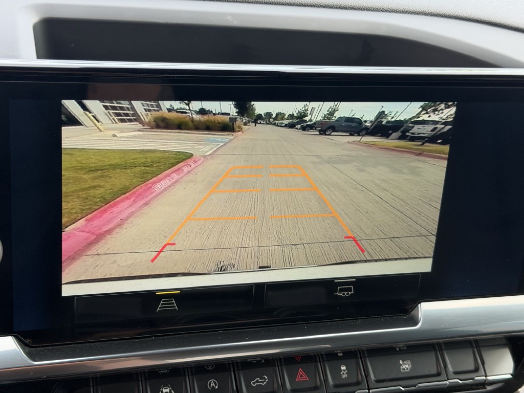 Used 2022 Chevrolet Silverado 1500 LT RWD image 18