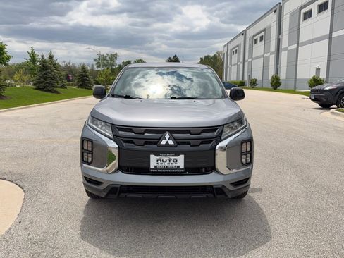 Used 2021 Mitsubishi Outlander Sport ES FWD image 2