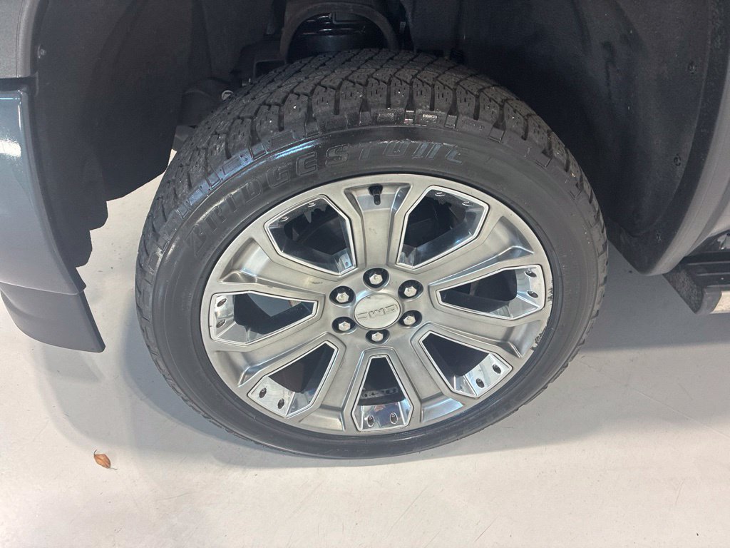Used 2018 GMC Sierra 1500 Denali w/ Denali Ultimate Package AWD/4WD image 11