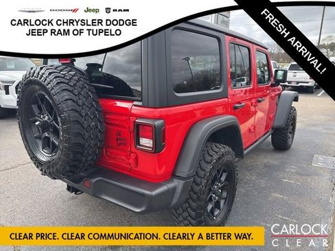 Used 2025 Jeep Wrangler Sport image 6