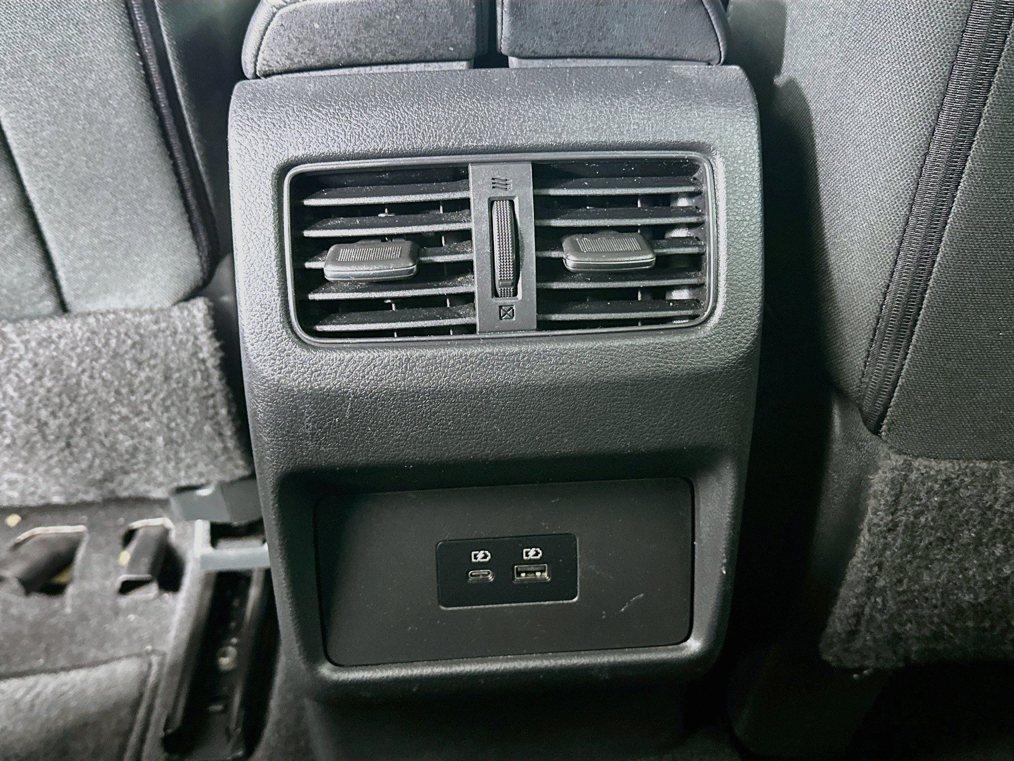 Used 2021 Nissan Rogue SV FWD image 26