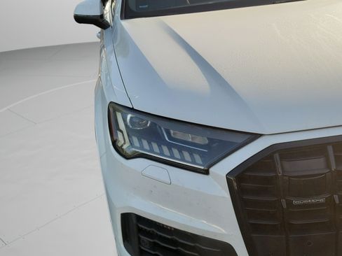 Used 2021 Audi Q7 3.0T Prestige w/ Prestige Package AWD/4WD image 15