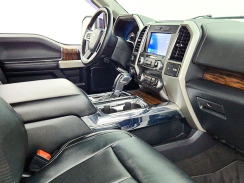 Used 2019 Ford F150 Lariat w/ Equipment Group 502A Luxury AWD/4WD image 40