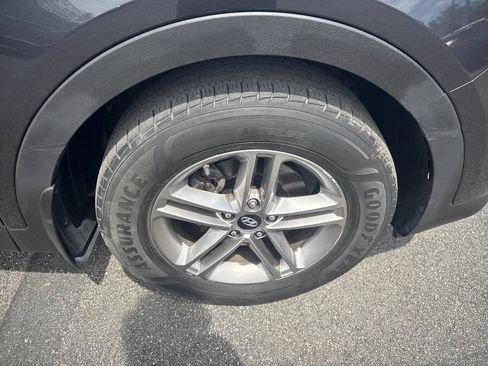 Used 2017 Hyundai Santa Fe Sport w/ Cargo Package AWD/4WD image 25