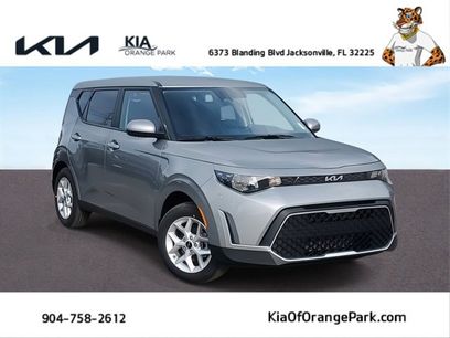 New 2025 Kia Soul LX