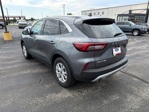 Used 2024 Ford Escape Active AWD/4WD image 3