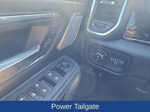 Used 2026 RAM 1500 Laramie AWD/4WD image 17