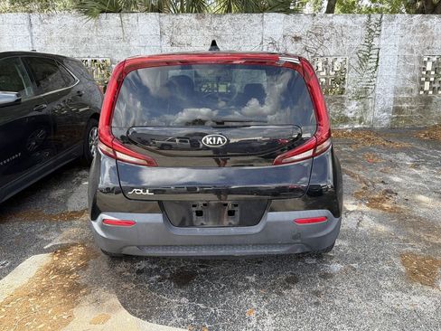 Used 2020 Kia Soul LX image 5