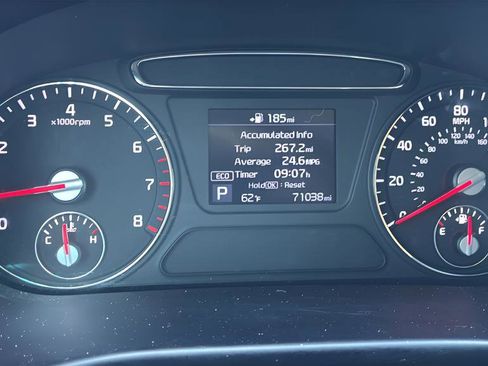 Used 2020 Kia Sorento LX w/ LX I4 Convenience Package FWD image 25