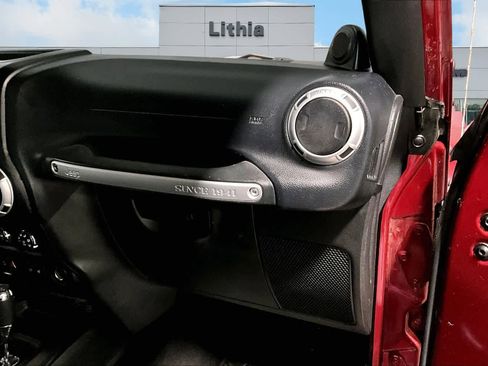 Used 2013 Jeep Wrangler Sahara w/ Dual Top Group image 24