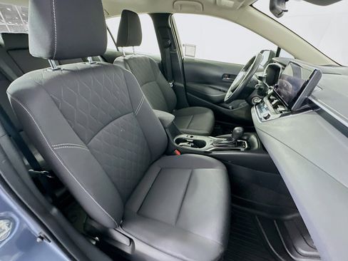 Used 2023 Toyota Corolla LE w/ Carpet Mat Package (TMS) FWD image 28
