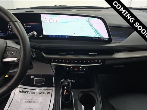 Used 2024 Cadillac XT4 Sport image 9