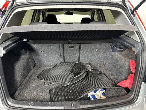 Used 2014 Volkswagen Golf TDI image 25