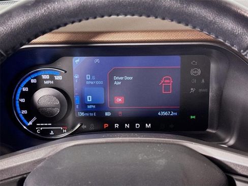 Used 2023 Ford Bronco Outer Banks AWD/4WD image 13