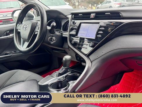 Used 2019 Toyota Camry LE w/ Carpet Mat Package image 14