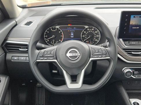 New 2026 Nissan Altima 2.5 SV FWD image 15