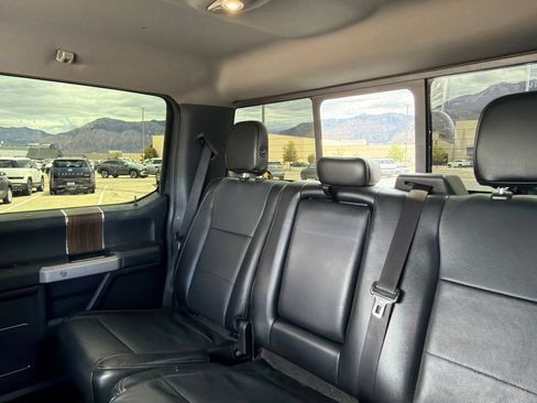 Used 2015 Ford F150 Lariat w/ Equipment Group 502A Luxury AWD/4WD image 36