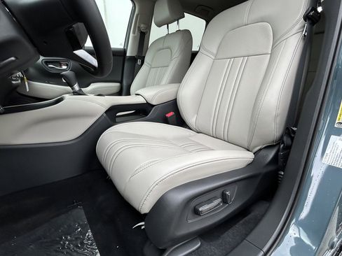 New 2026 Honda HR-V EX-L image 11