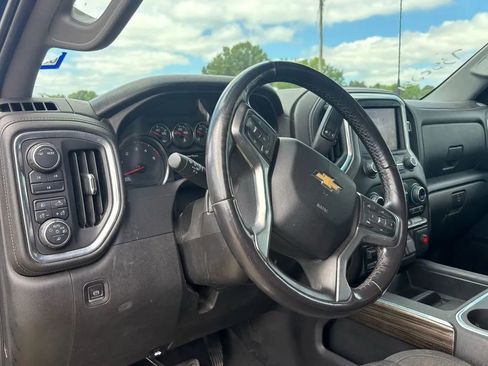 Used 2021 Chevrolet Silverado 2500 LT w/ Convenience Package AWD/4WD image 6