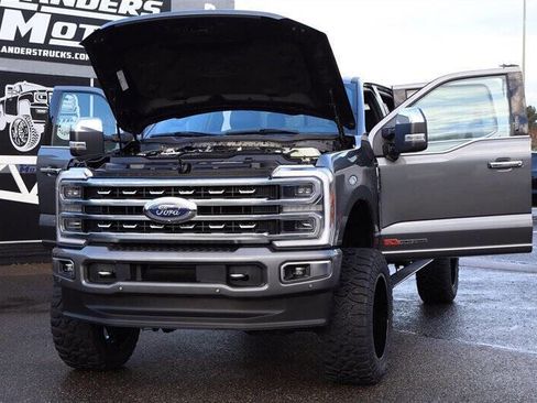 Used 2024 Ford F350 Platinum image 32