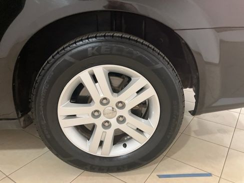 Used 2019 Dodge Grand Caravan SXT image 28