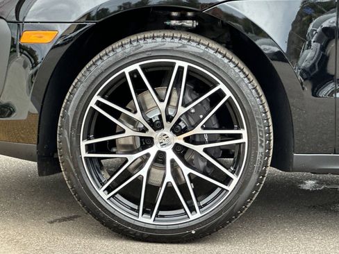 New 2025 Porsche Macan image 45