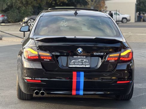 Used 2016 BMW 528i Sedan image 6
