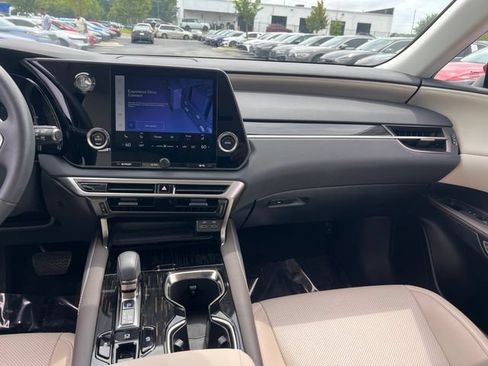 Used 2024 Lexus RX 350 FWD w/ Technology Package image 15