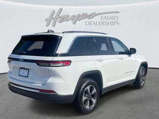 Used 2024 Jeep Grand Cherokee Limited 4xe AWD/4WD video 3