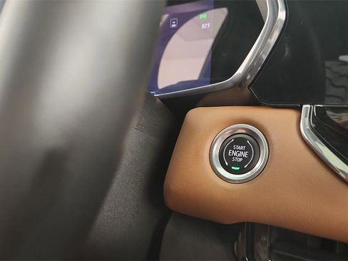 Used 2023 GMC Canyon AT4 w/ LPO, Sports Bar Package image 22