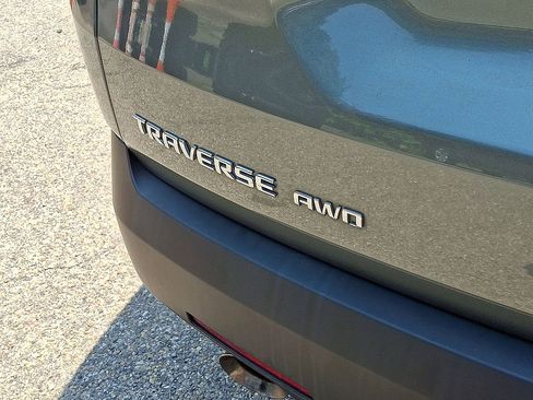 Certified 2023 Chevrolet Traverse LT AWD/4WD image 24