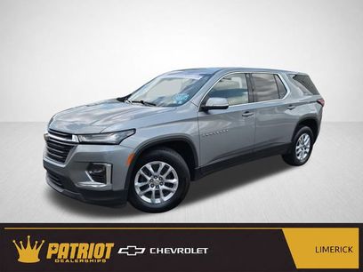 Used 2023 Chevrolet Traverse LS w/ Safety Package