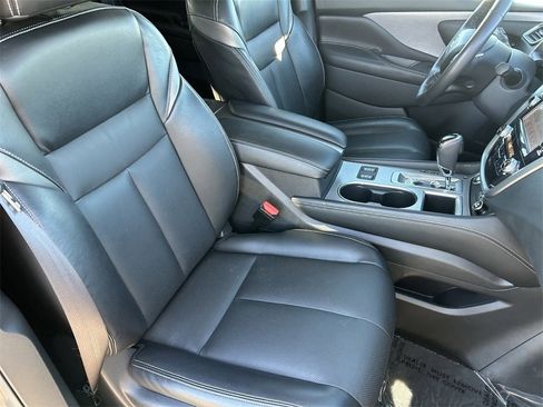 Used 2024 Nissan Murano SL image 10