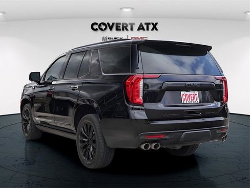 Used 2021 GMC Yukon Denali w/ Denali Premium Package image 6