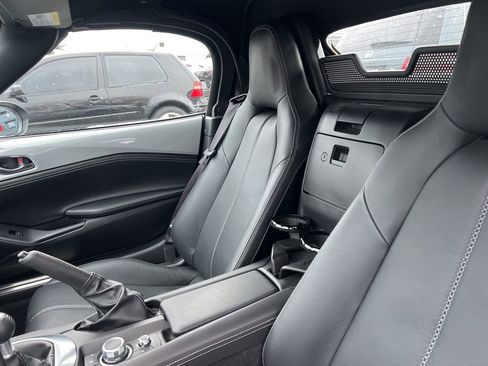 Used 2024 MAZDA MX-5 Miata Grand Touring w/ Weather Package image 7