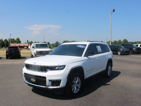 Used 2022 Jeep Grand Cherokee L Limited RWD image 4