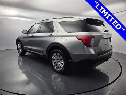 Used 2020 Ford Explorer Limited w/ Class III Trailer Tow Package image 9