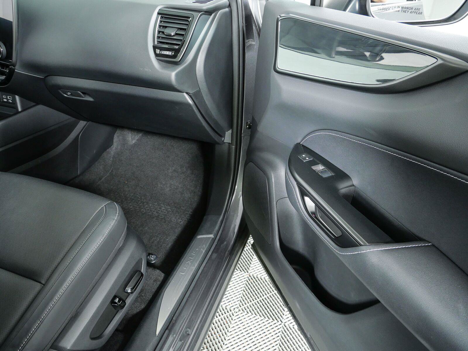 Used 2023 Lexus NX 350 AWD image 25