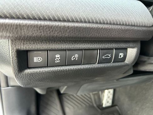 Certified 2025 Toyota Camry SE FWD image 19