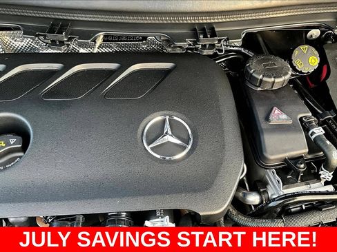 Used 2025 Mercedes-Benz GLA 250 4MATIC image 37