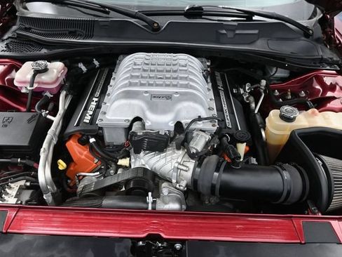 Used 2017 Dodge Challenger SRT Hellcat RWD image 32