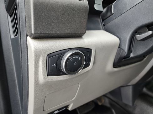 Used 2022 Ford F250 XL w/ STX Appearance Package image 41