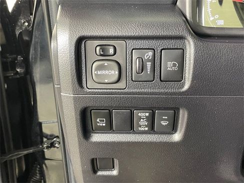 Used 2023 Toyota 4Runner TRD Off-Road Premium w/ Off Road Premium Plus Package image 14