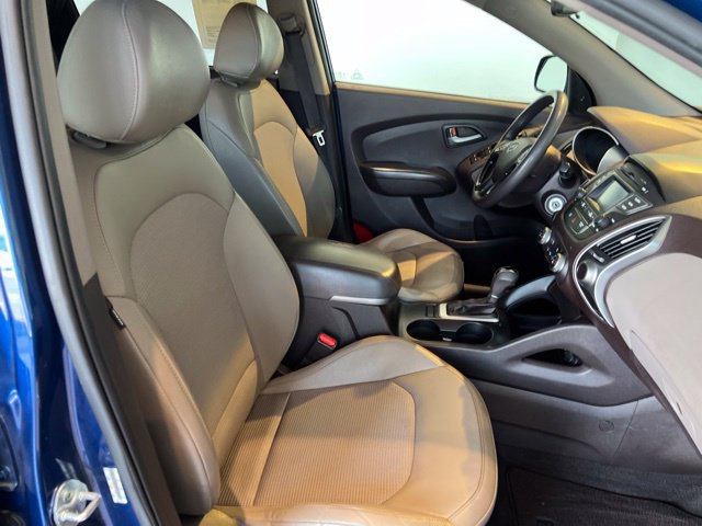 Used 2015 Hyundai Tucson GLS w/ Option Group 02 AWD/4WD image 24