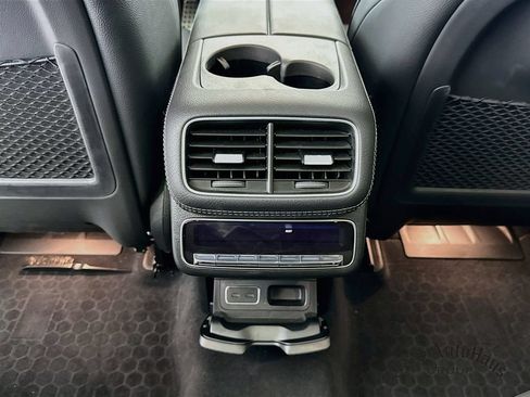 Used 2025 Mercedes-Benz GLS 450 4MATIC w/ AMG Line Exterior image 32