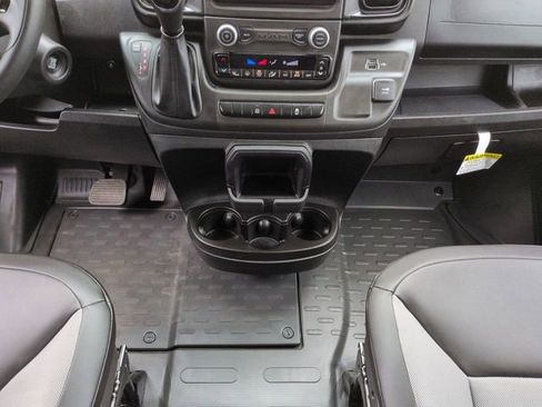 Used 2026 RAM ProMaster 2500 w/ Convenience Group FWD image 21