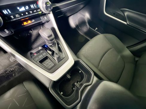 Used 2024 Toyota RAV4 XLE image 26