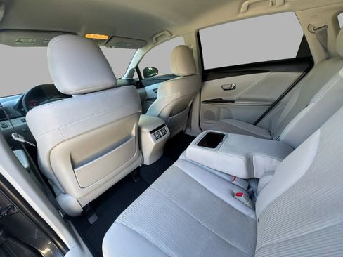 Used 2009 Toyota Venza FWD image 31